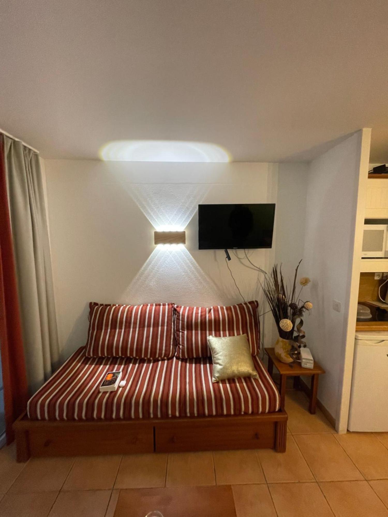 Sejour 4 Personnes - Pays Basque Apartment Uhart-Cize Екстериор снимка