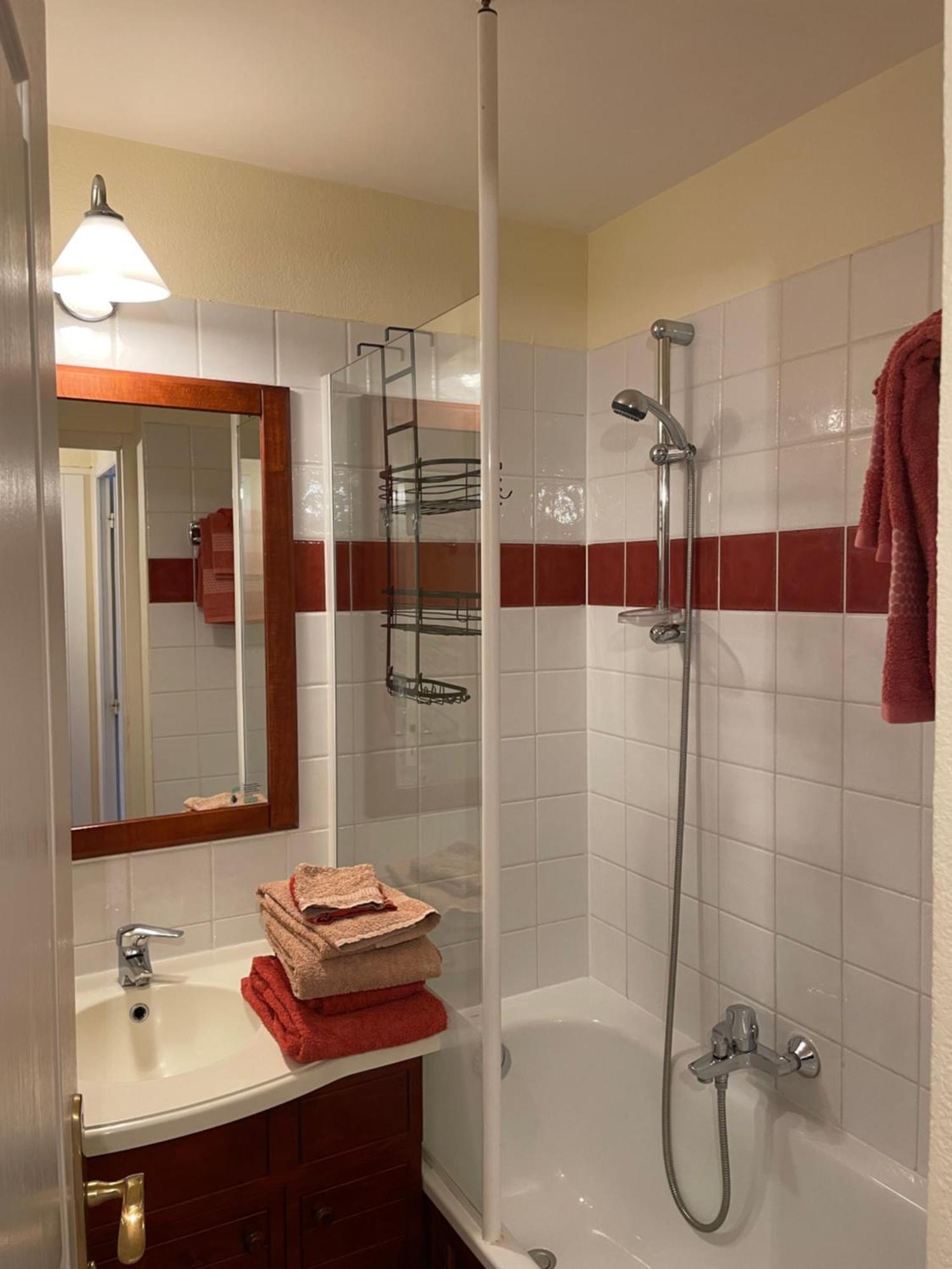 Sejour 4 Personnes - Pays Basque Apartment Uhart-Cize Екстериор снимка
